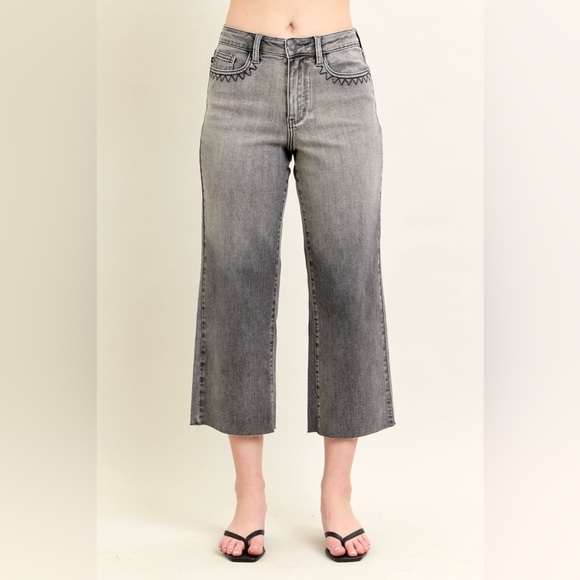 Judy Blue Denim - Judy Blue Gray Wide Leg Capris Jeans Plus Size